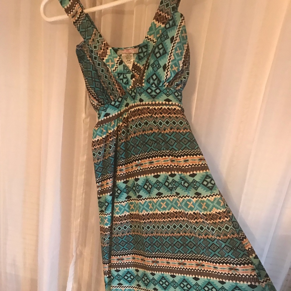 V Neck Maxi Dress